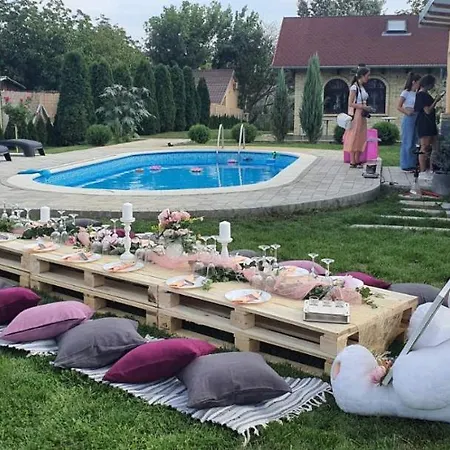 Oaza Kuca Za Odmor